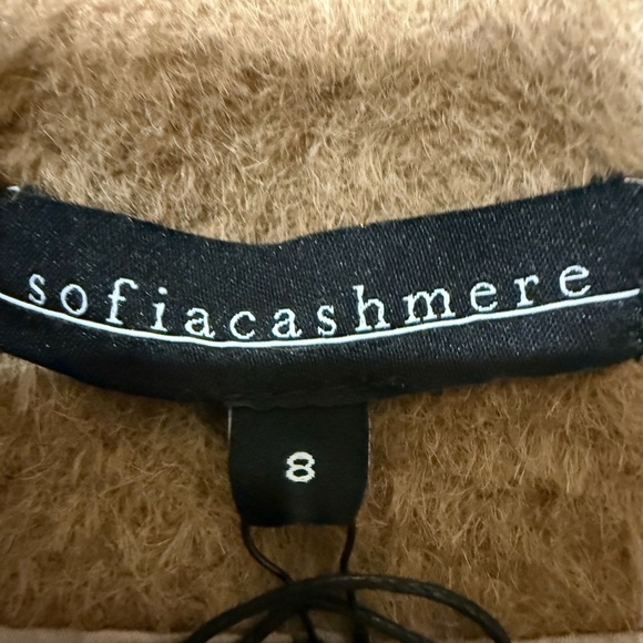 Sofia Cashmere
Alpaca & Wool Boucle Cocoon Coat
Camel, Size 8 - Picture 9 of 9